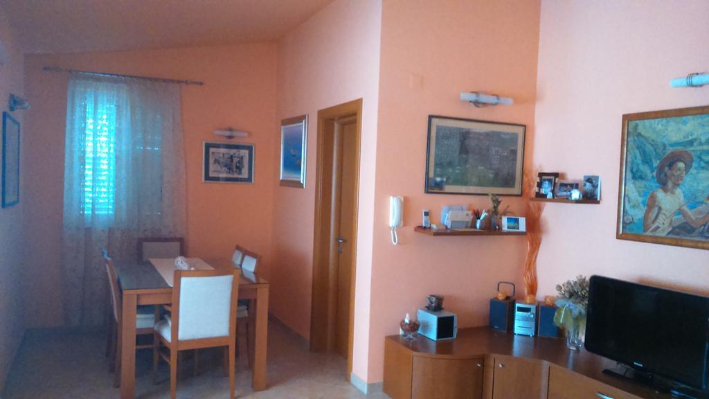 Appartamento Swiss Holiday Spalato Esterno foto